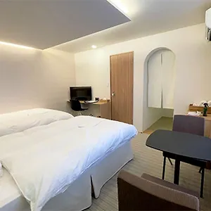 Resi Hachi Appartement